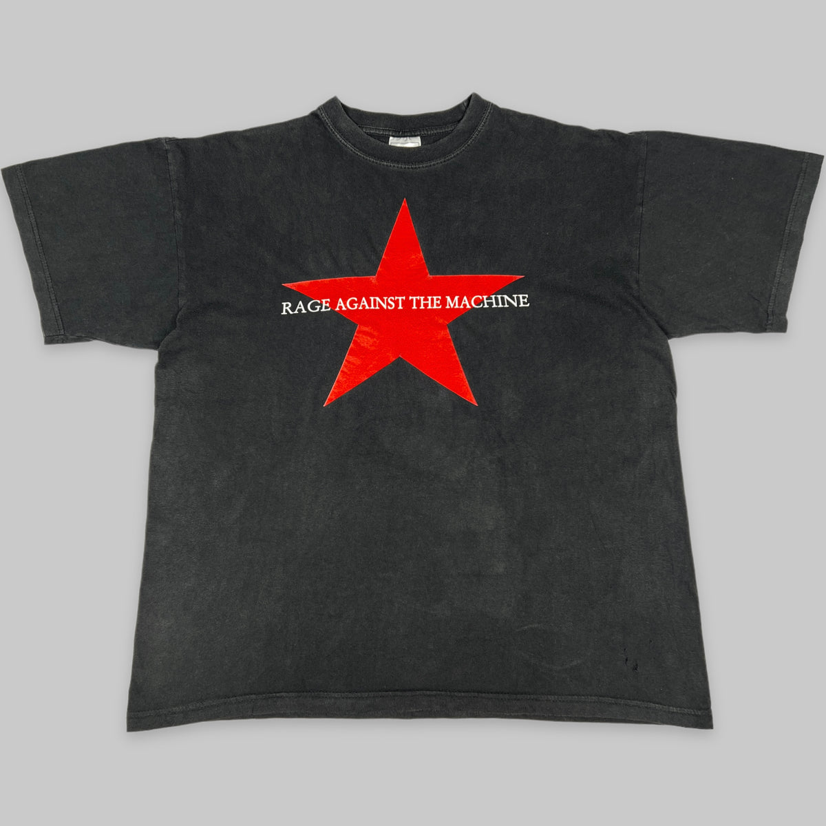 Dekan sådan ufuldstændig RAGE AGAINST THE MACHINE | 'Red Star' | 90s | L/XL – Unusual Vibez Vintage