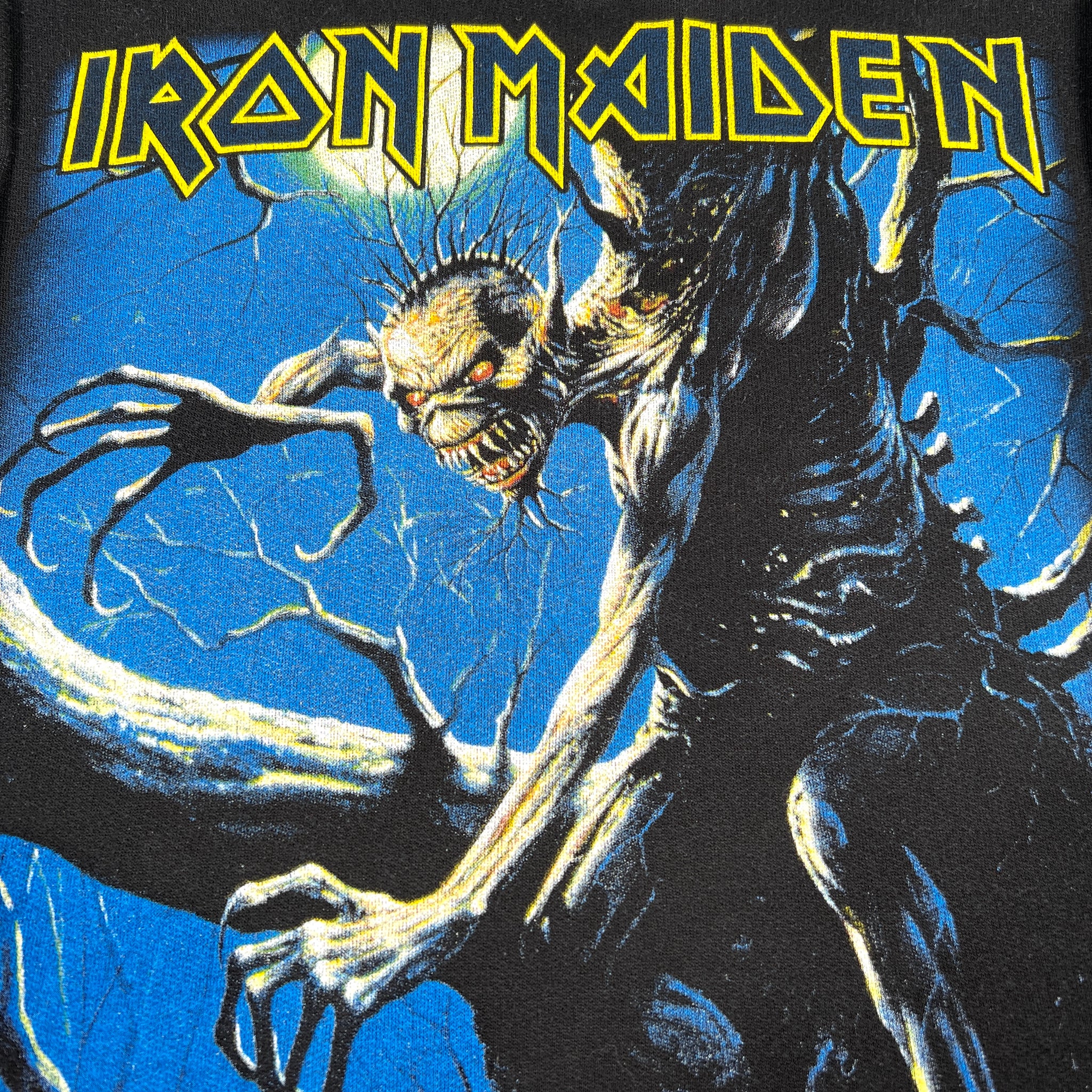 IRON MAIDEN | ‘Fear of the Dark’ | 90s | L